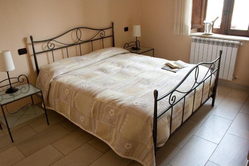 Agriturismo La Rosa Nel Bicchiere - Oda