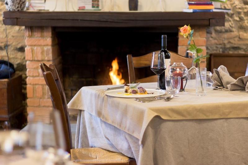 Agriturismo La Rosa Nel Bicchiere - Restoran