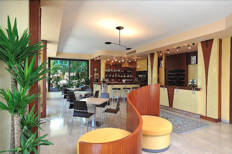 Ausonia - Bar