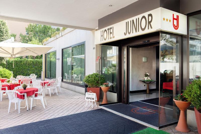 Junior - Genel