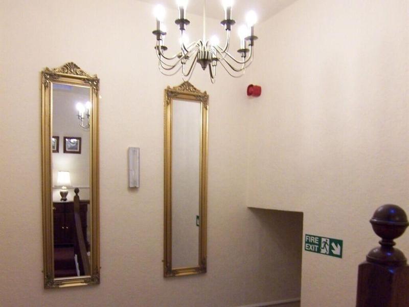 Powys Lodge - Lobi