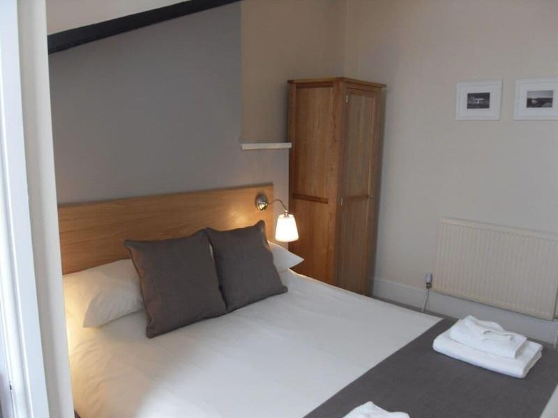 Powys Lodge - Oda