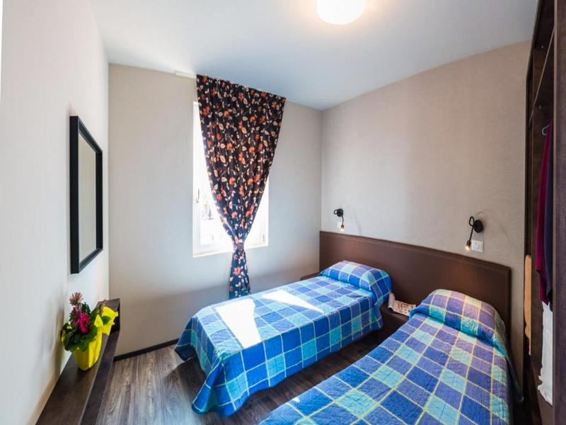Club del Sole Le Palme Lazise Family Collection - Oda