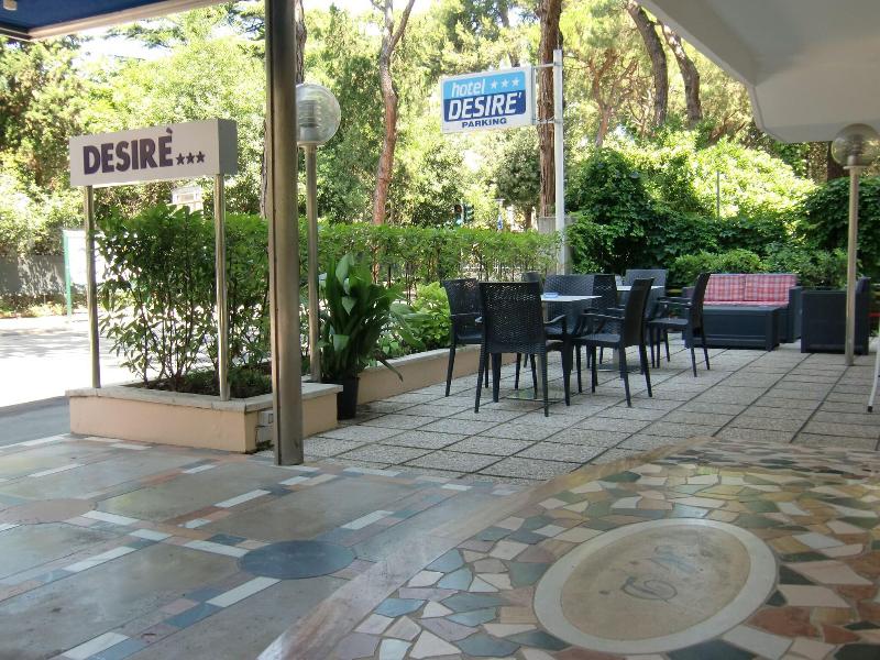 Hotel Desiré - Teras