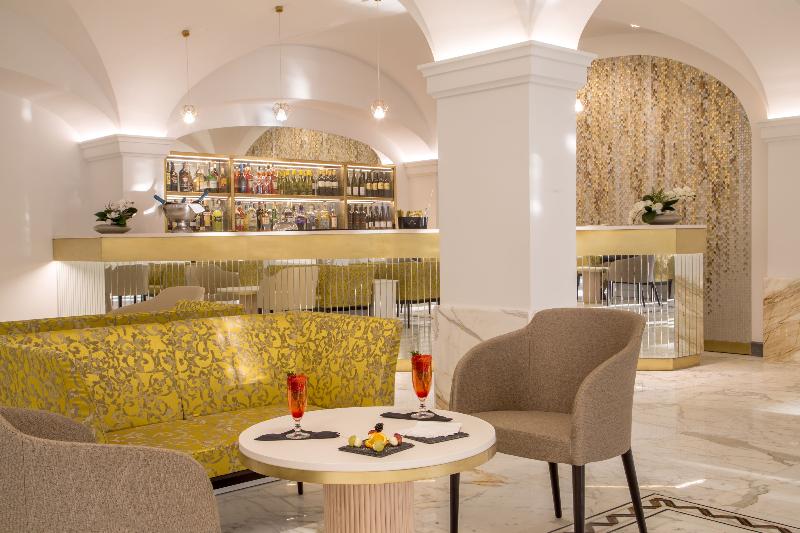 Shangri La Roma - Bar