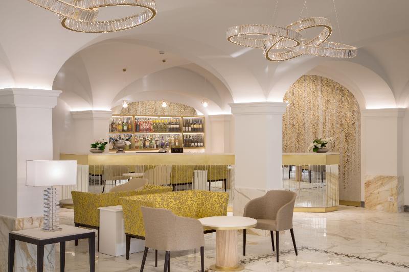 Shangri La Roma - Bar