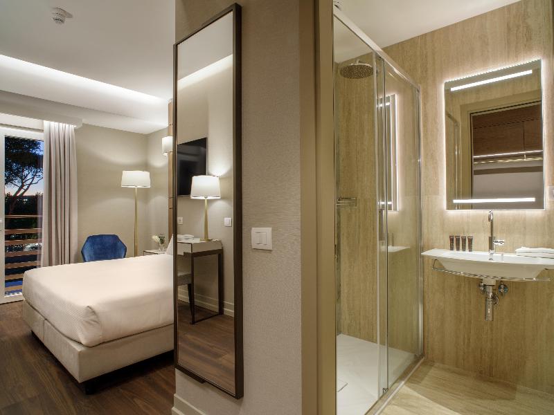 Shangri La Roma - Oda
