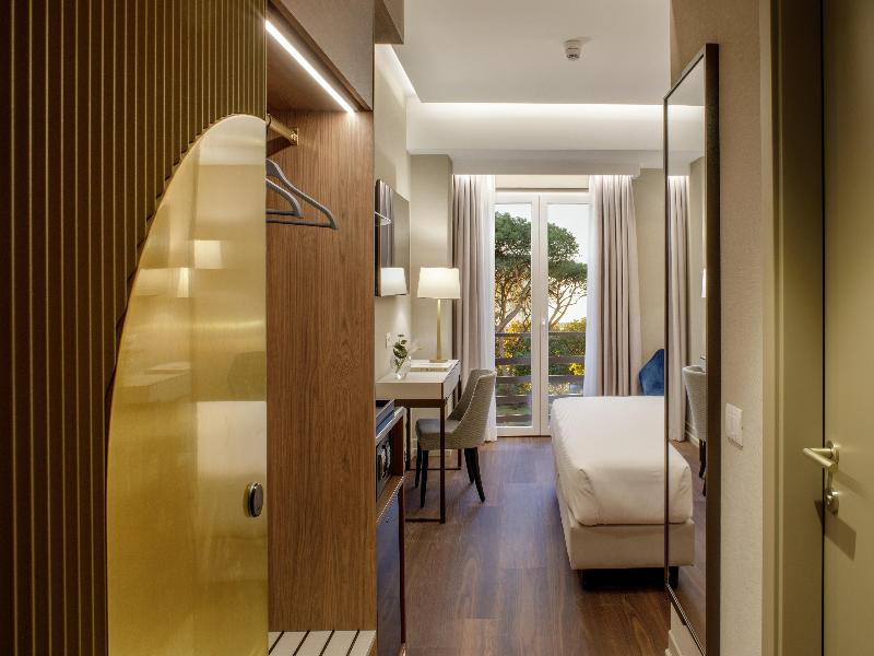 Shangri La Roma - Oda