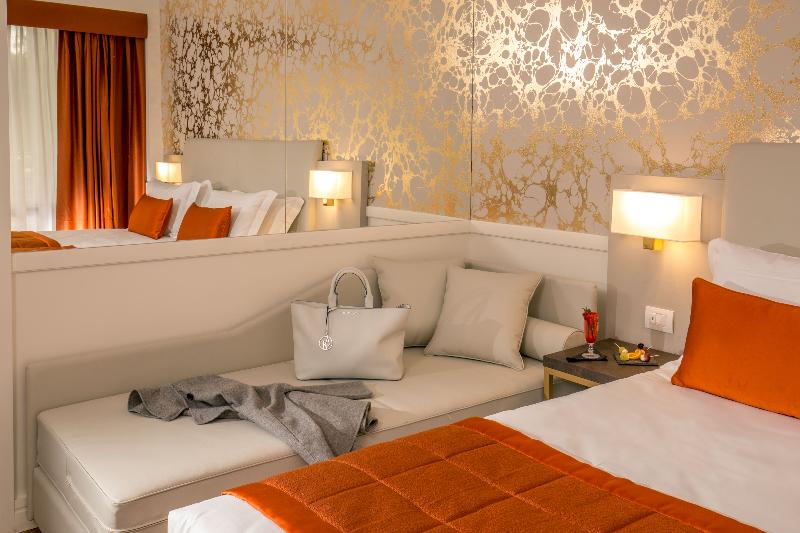 Shangri La Roma - Oda