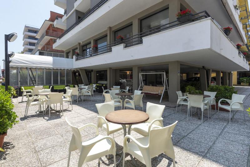 Florida Park Hotel - Teras