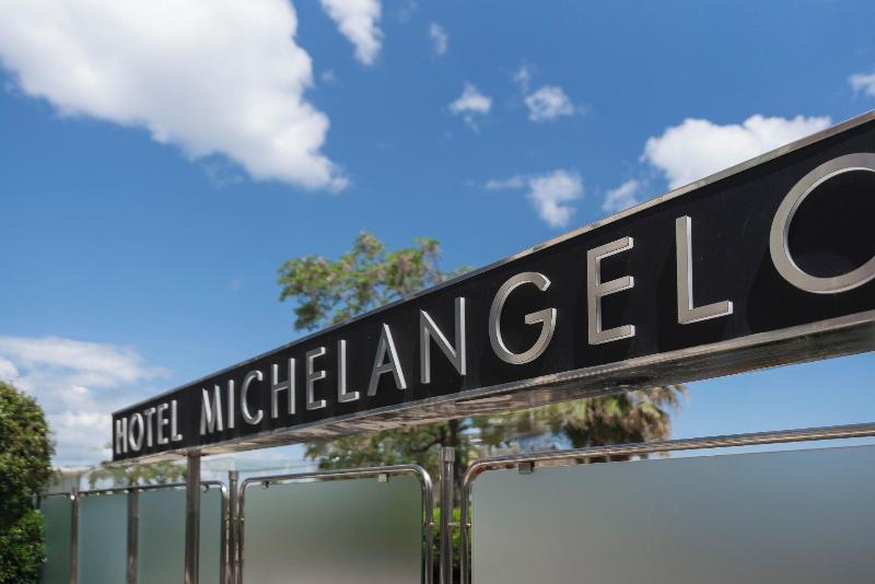 Michelangelo - Havuz