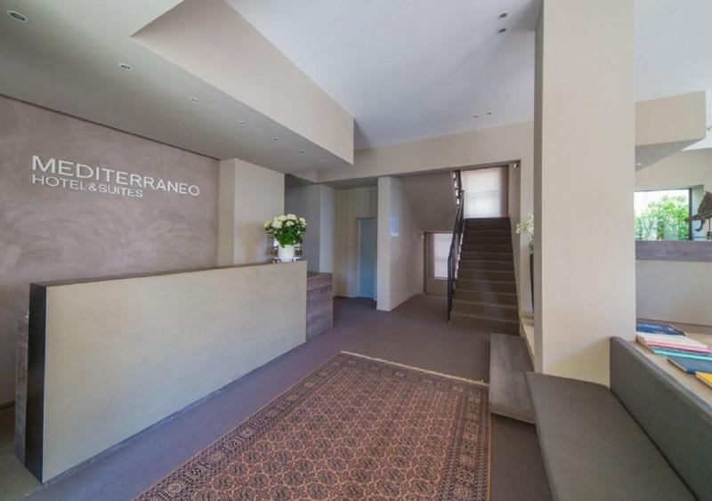 Hotel Mediterraneo - Lobi
