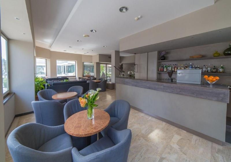 Hotel Mediterraneo - Lobi