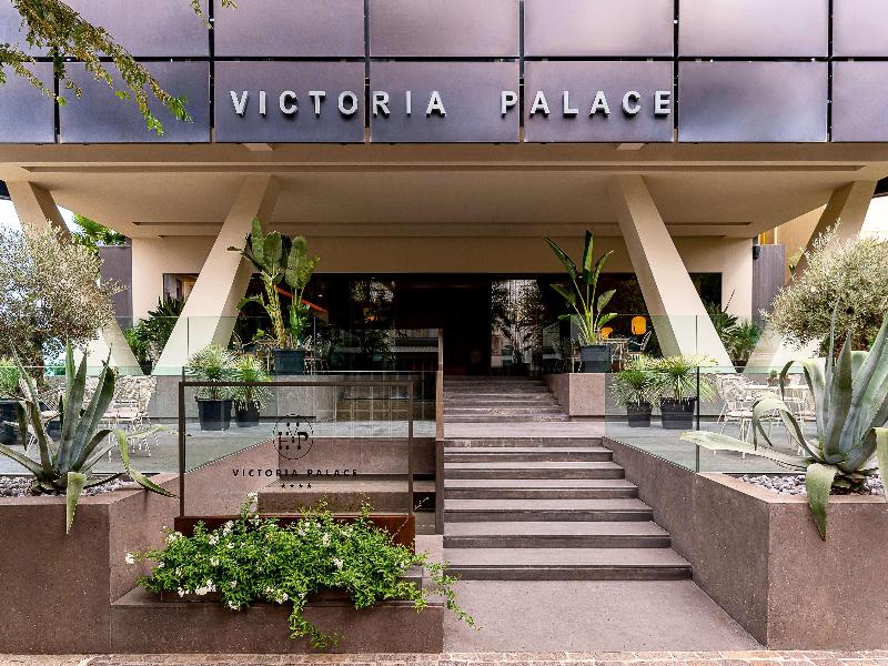 Victoria Palace - Genel
