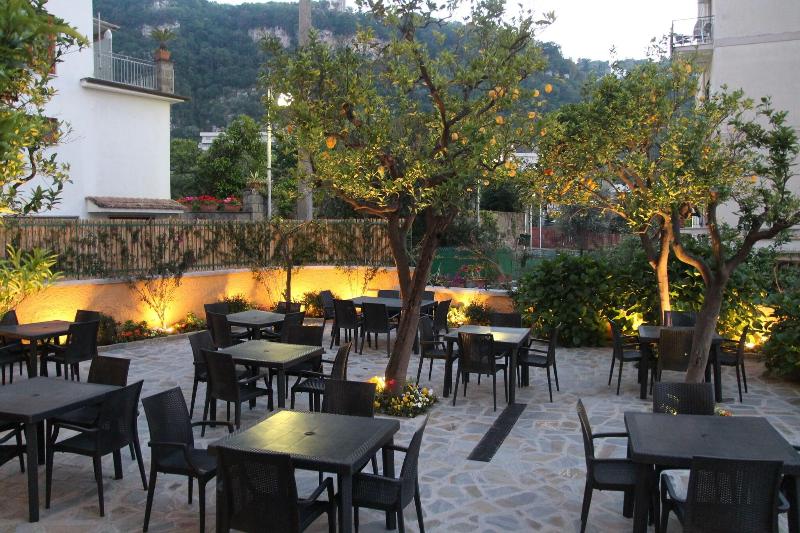 Leone - Restoran