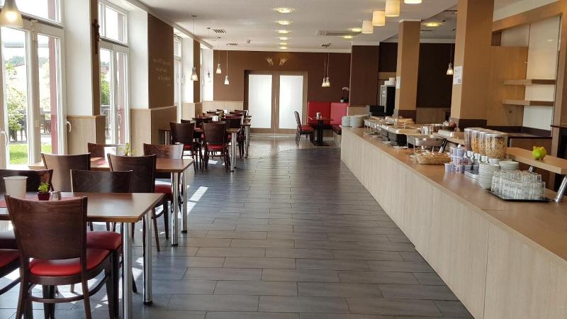 Dream Inn Regensburg - Restoran