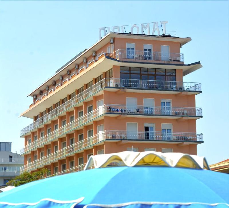 Hotel Diplomat - Genel