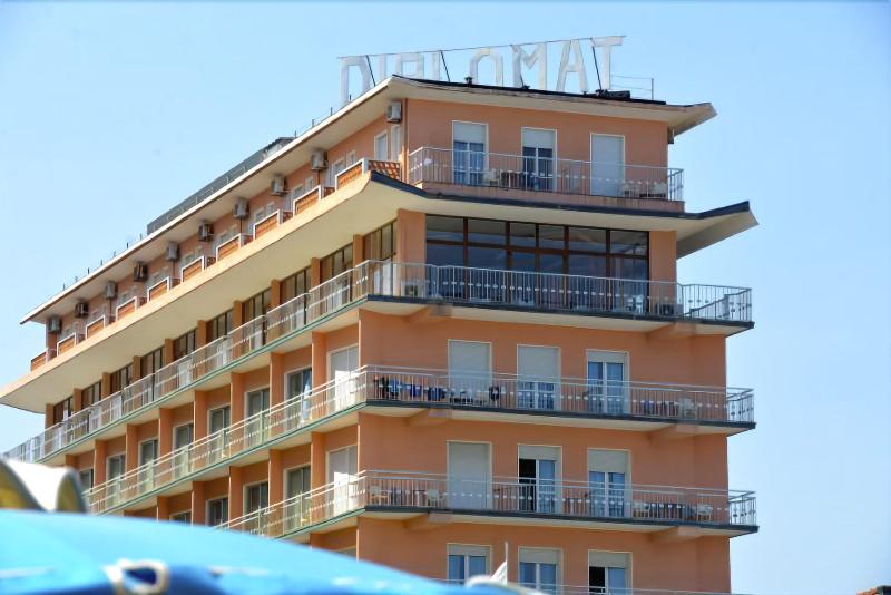 Hotel Diplomat - Genel