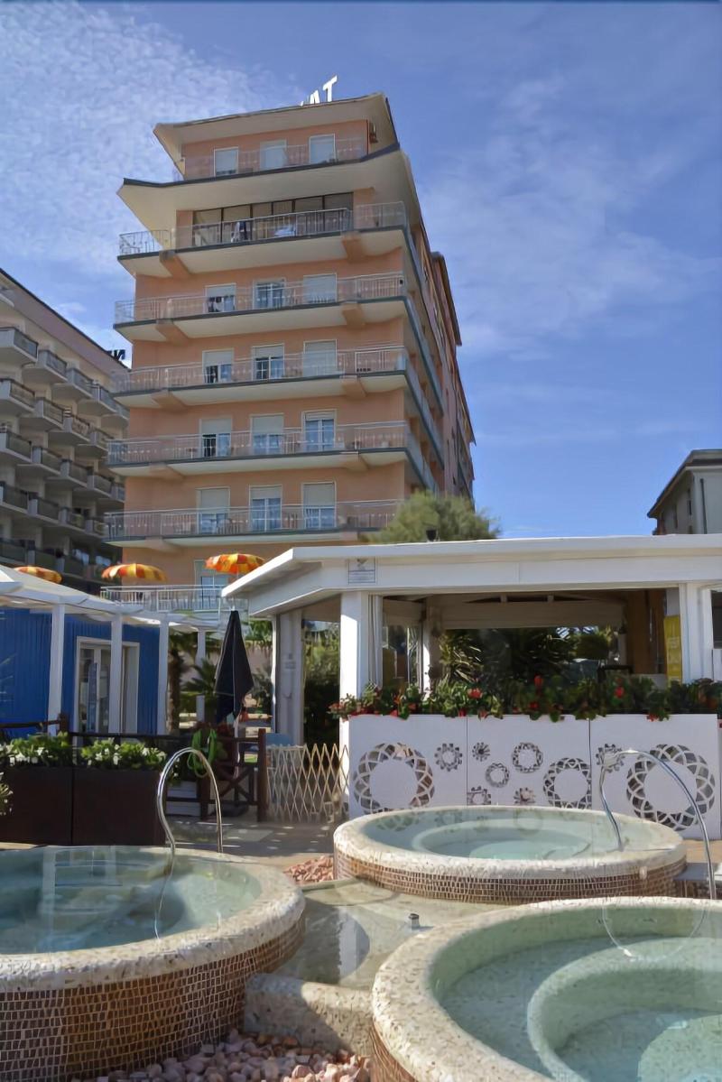 Hotel Diplomat - Genel