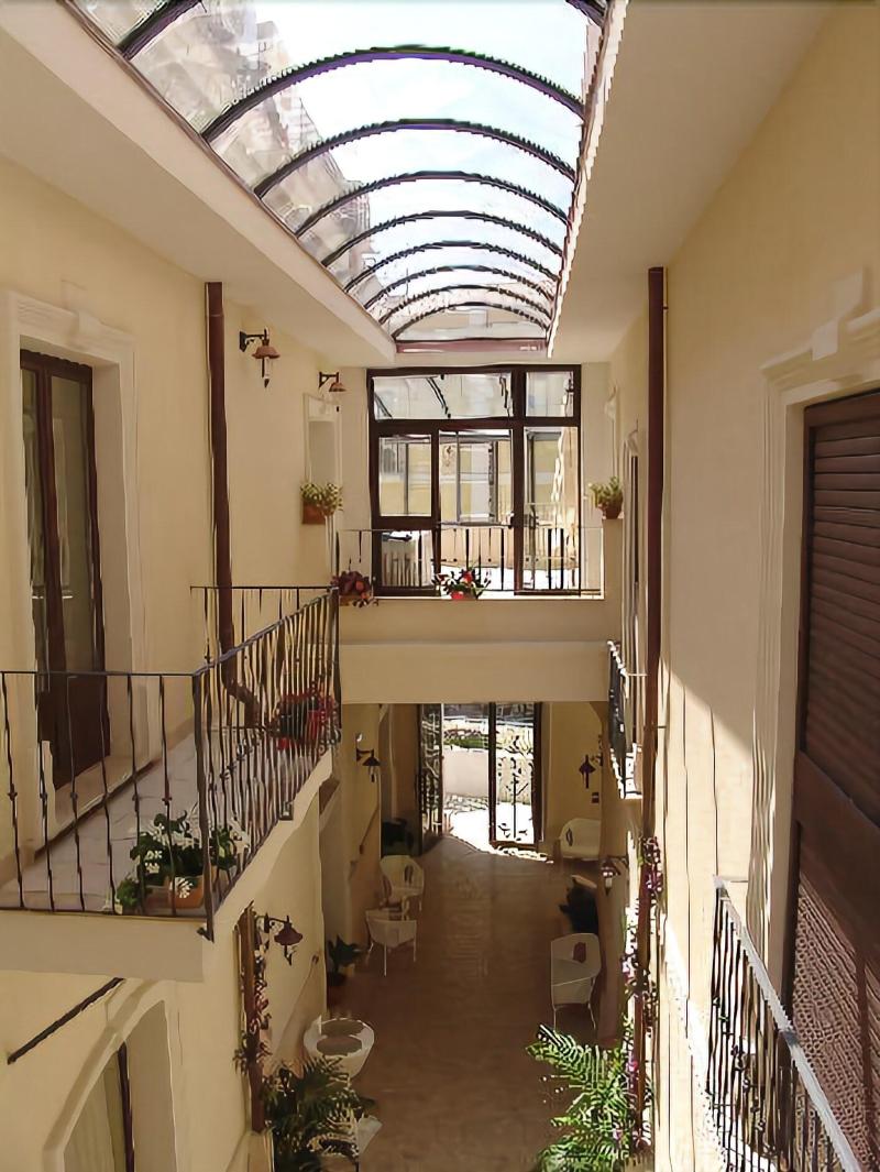 Palazzo Reginella Residence Hotel - Lobi