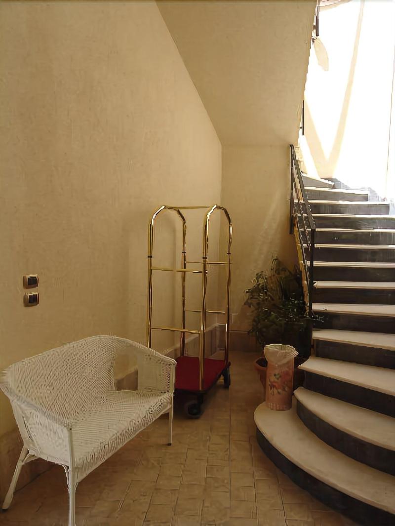 Palazzo Reginella Residence Hotel - Lobi