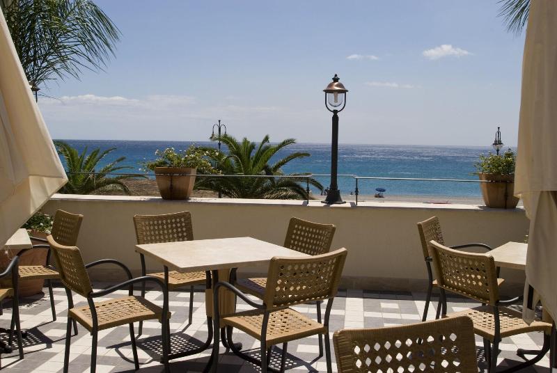 Palazzo Reginella Residence Hotel - Teras