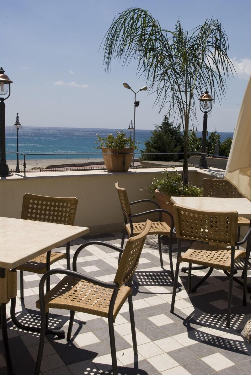 Palazzo Reginella Residence Hotel - Teras