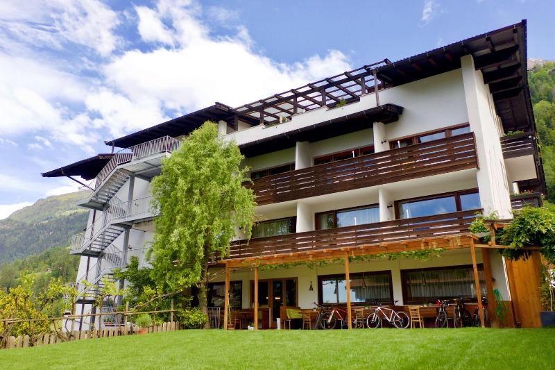 Hotel Bergland & Dependance Gurschler - Bergland - Genel