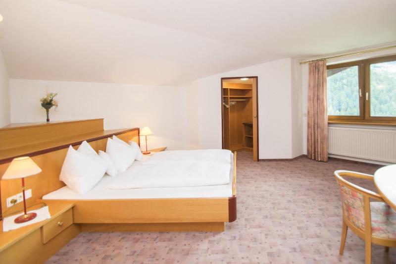 Hotel Bergland & Dependance Gurschler - Bergland - Oda