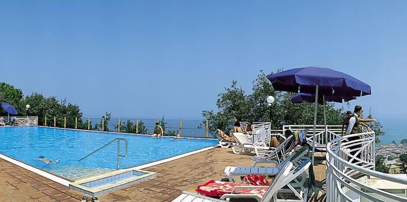 Suisse Thermal Village - Havuz