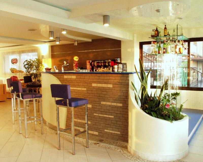 Classic - Bar