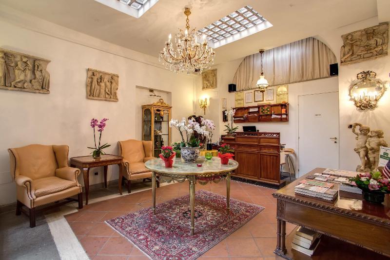 Navona Gallery Garden Suites - Lobi