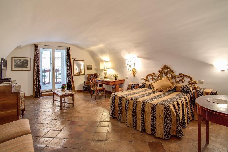 Navona Gallery Garden Suites - Oda