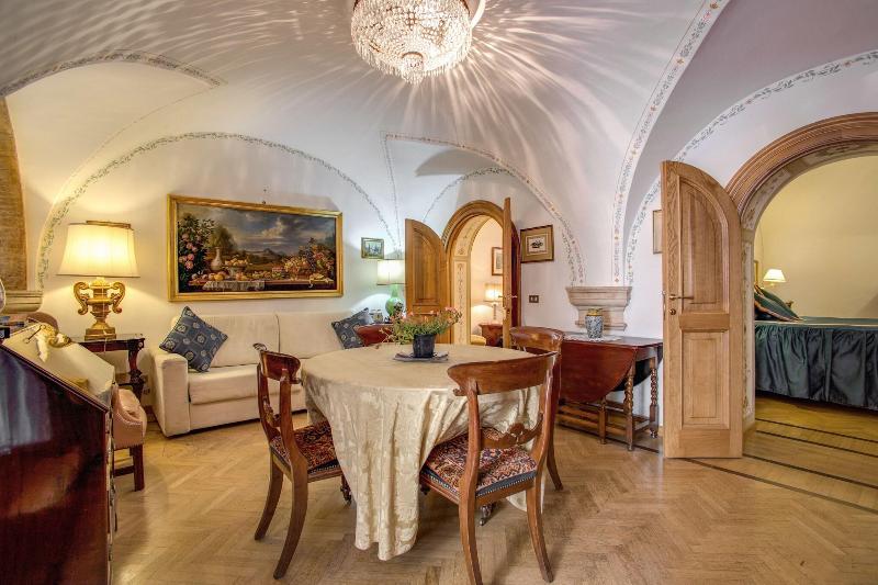 Navona Gallery Garden Suites - Oda