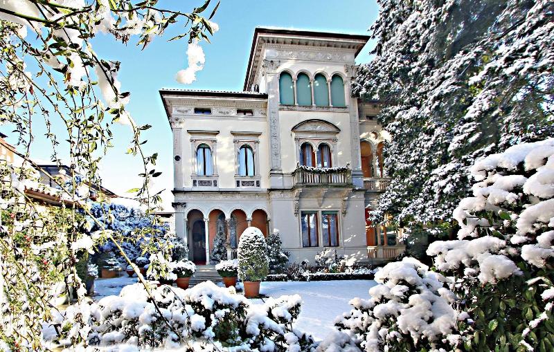 Villa Abbazia - Genel