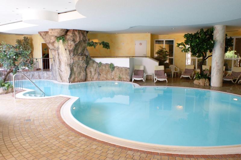 Parkhotel Altmühltal - Havuz