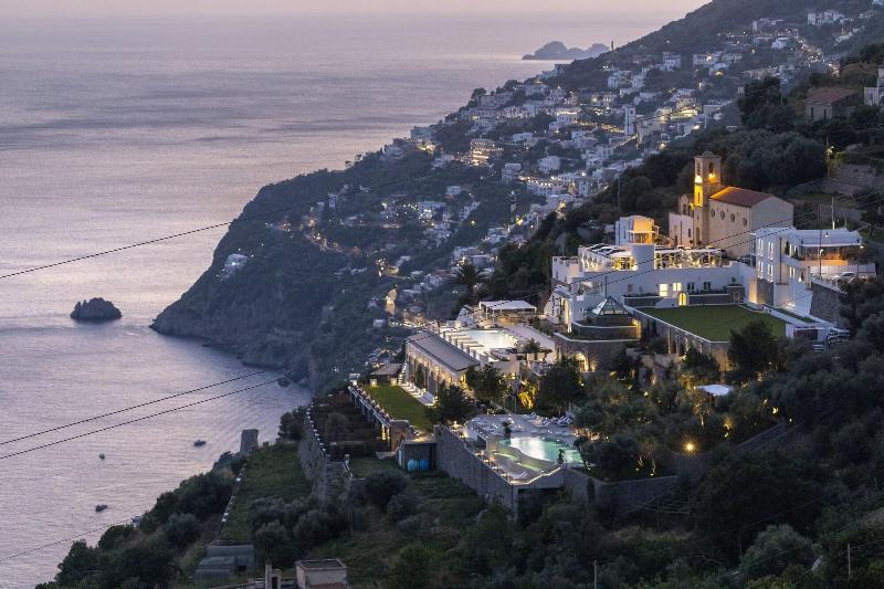 Furore Grand Hotel - Genel