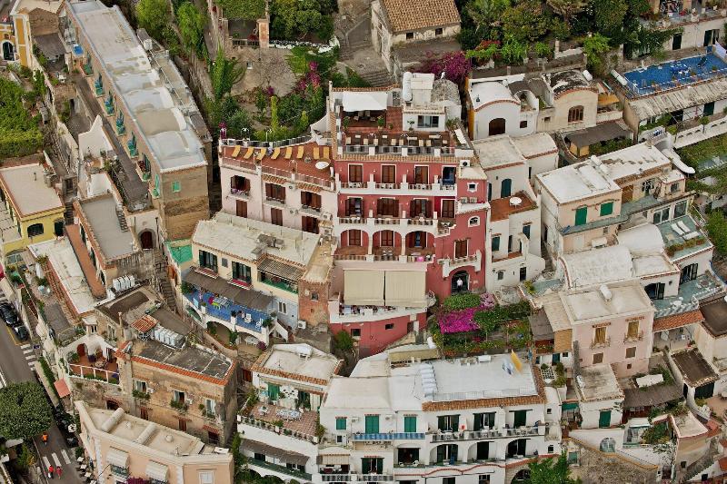 Casa Albertina - Genel