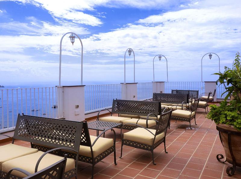 Casa Albertina - Genel
