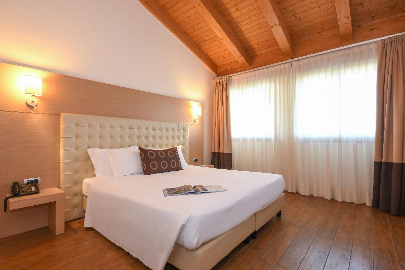 TH Lazise - Hotel Parchi Del Garda - Oda