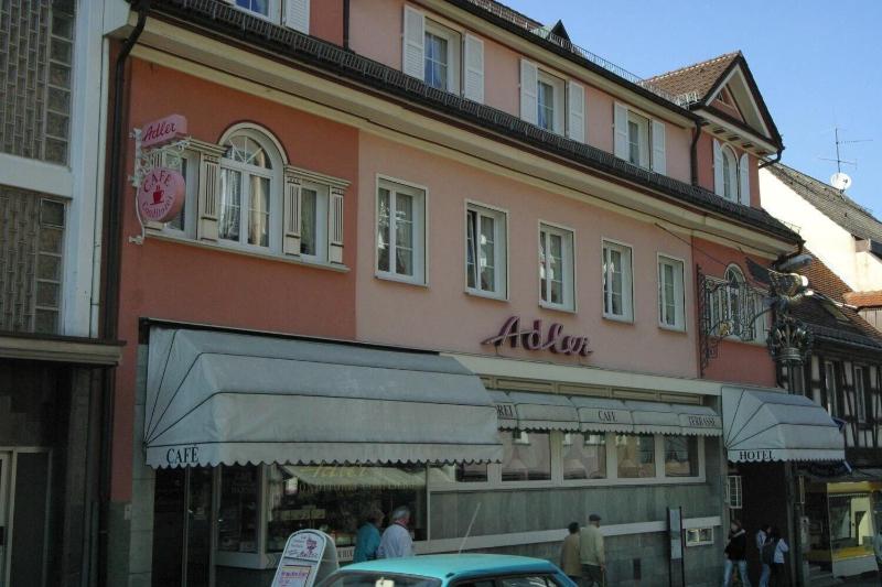 Adler - Genel
