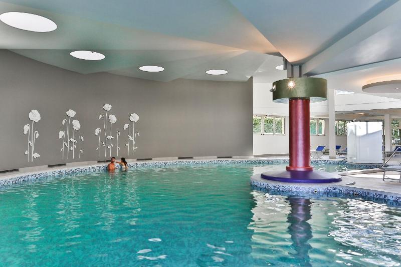 Terme Savoia - Aktivite