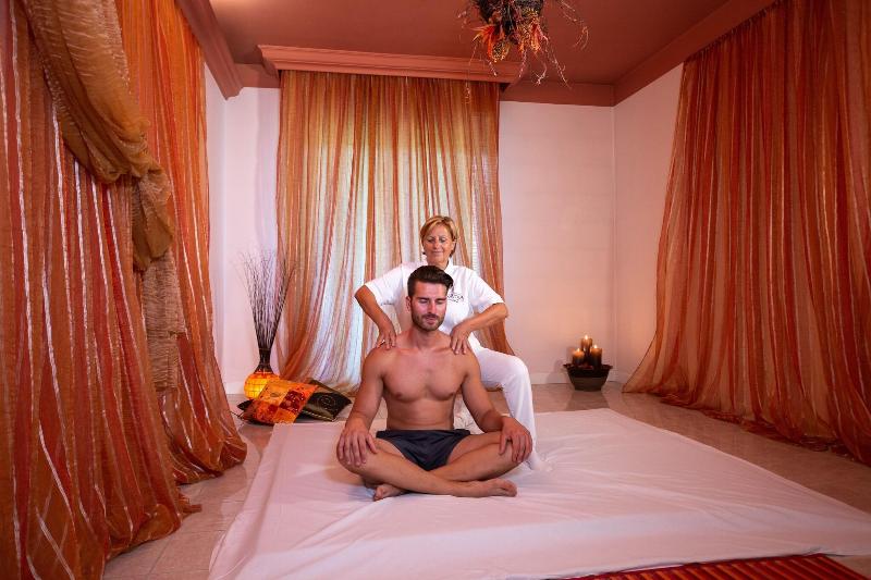 Terme Savoia - Aktivite