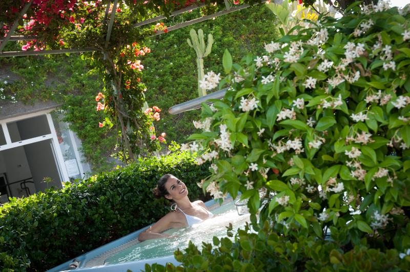 Borgo Romantica Resort & SPA - Havuz