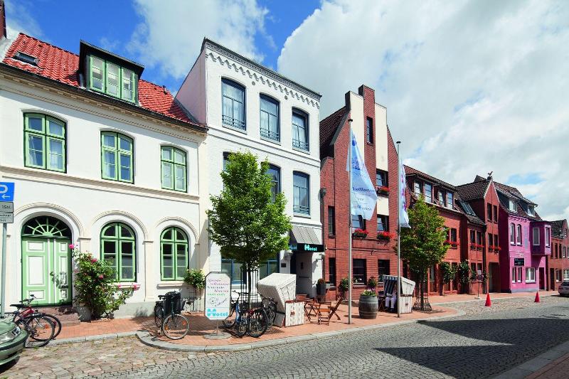 Hinrichsen - Genel