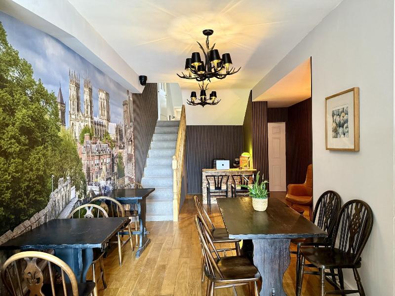 The Crescent Guest House - Restoran