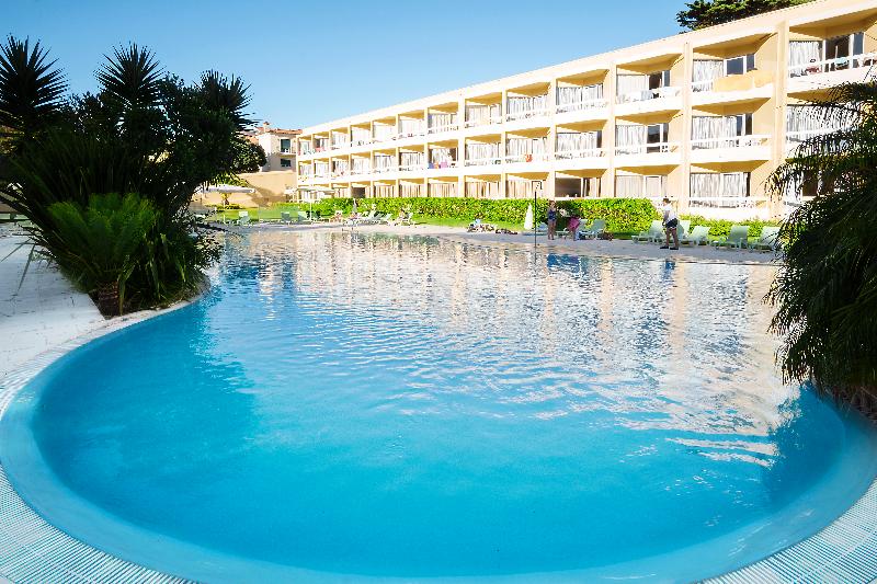 Malibu Foz Hotel - La Maison Younan - Havuz
