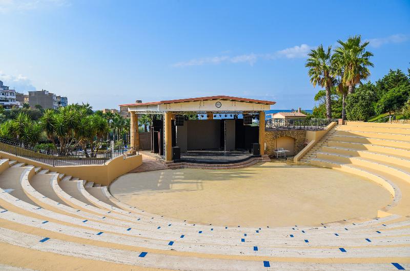 TH Le Castella - Baia degli Dei - Genel