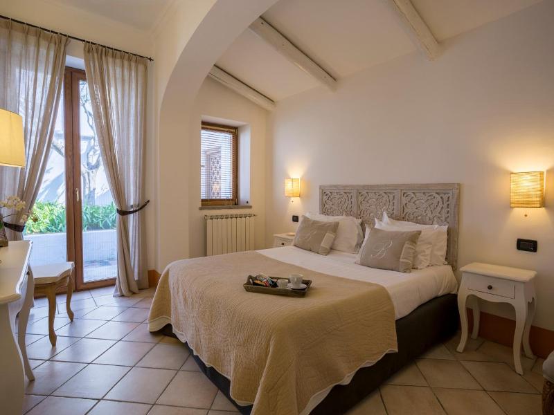 Tenuta Del Poggio Antico - Oda