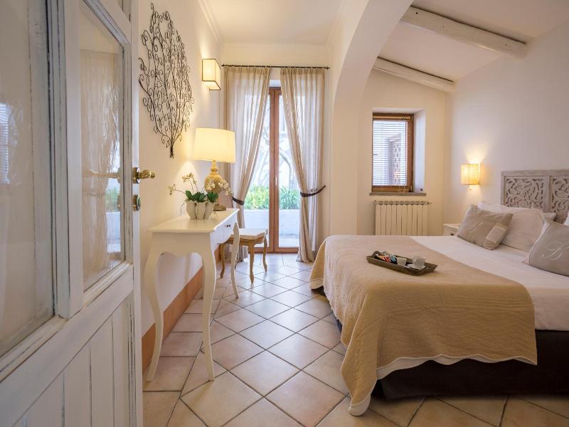 Tenuta Del Poggio Antico - Oda